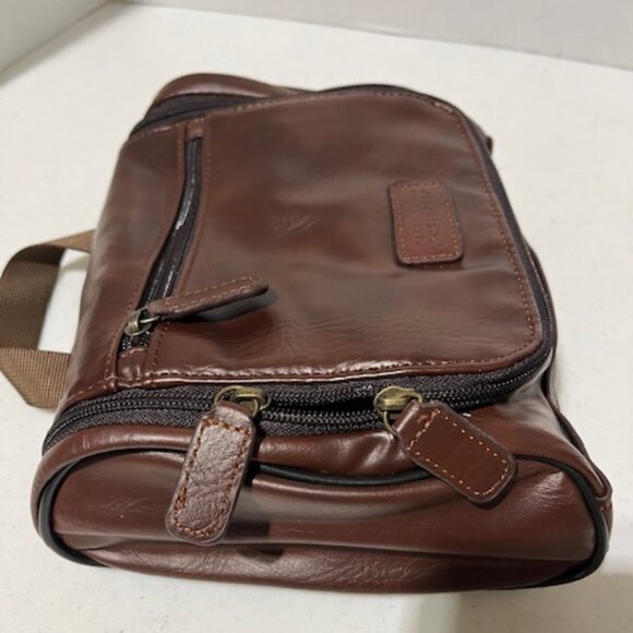 Men's Travel Kit Toiletry Hanging Zippered Bag Perry Ellis Portfolio Brown - Picture 13 of 16